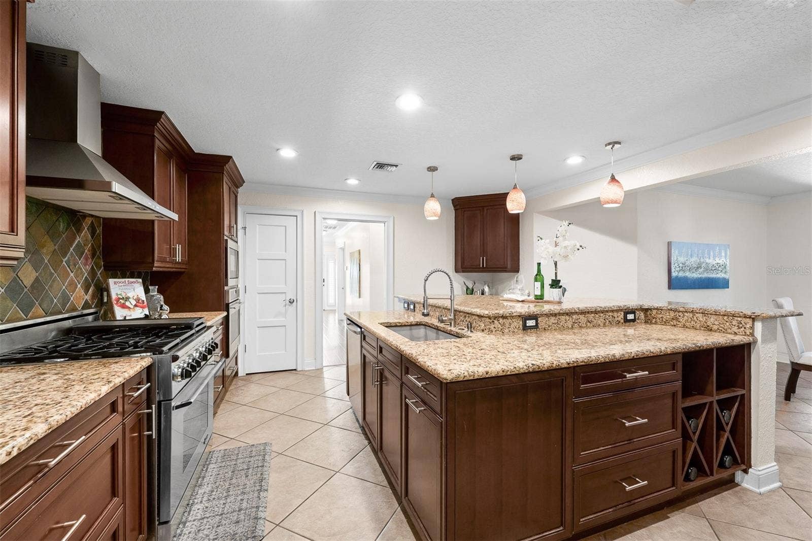 229 FLAME AVENUE, Maitland, FL 32751 229 FLAME AVENUE, Maitland, FL 32751