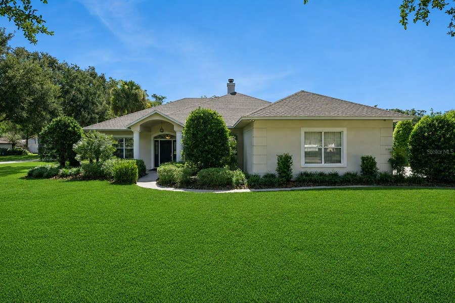 Property photo for 1215 GRAY COURT, Eustis, FL