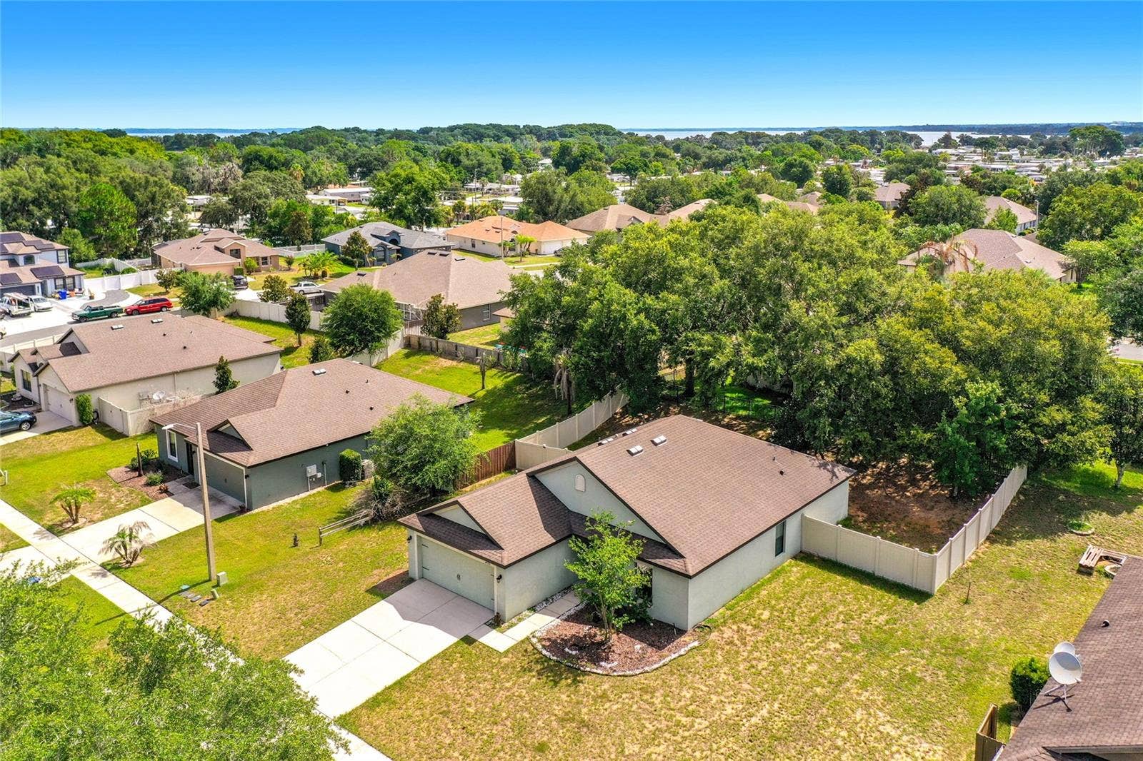 4475 CAICOS DRIVE, Tavares, FL 32778 4475 CAICOS DRIVE, Tavares, FL 32778