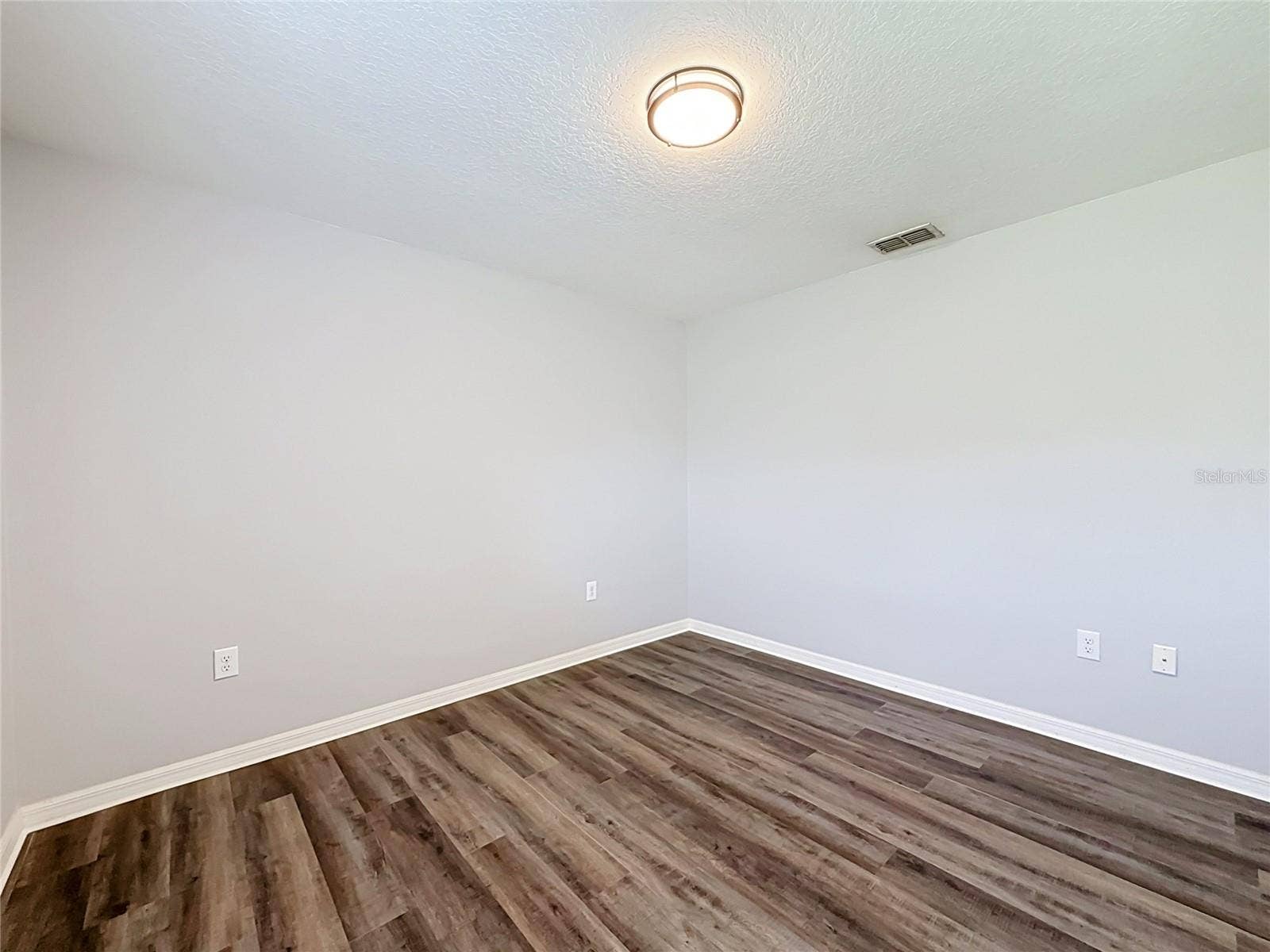 4475 CAICOS DRIVE, Tavares, FL 32778 4475 CAICOS DRIVE, Tavares, FL 32778