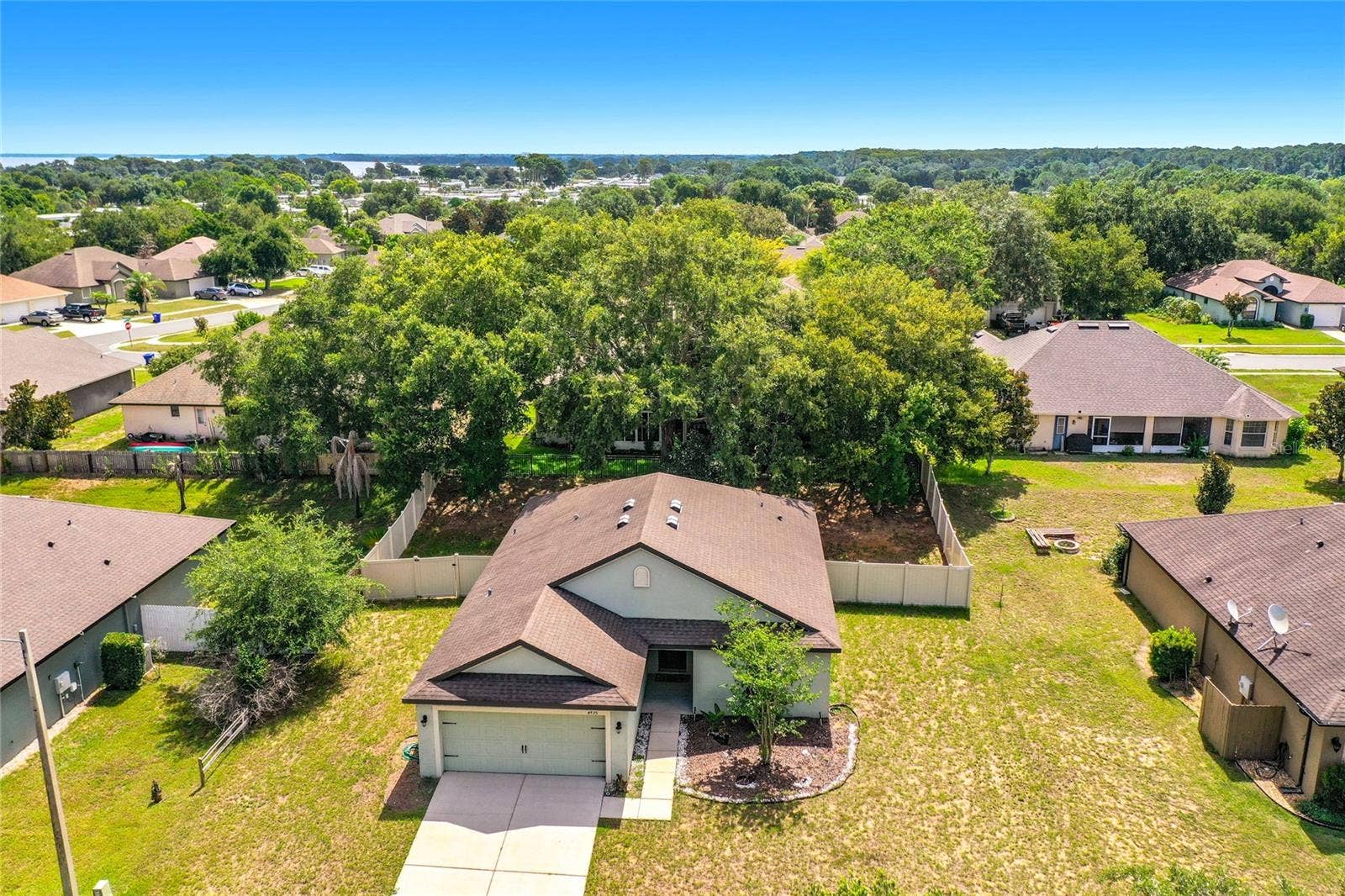 4475 CAICOS DRIVE, Tavares, FL 32778 4475 CAICOS DRIVE, Tavares, FL 32778