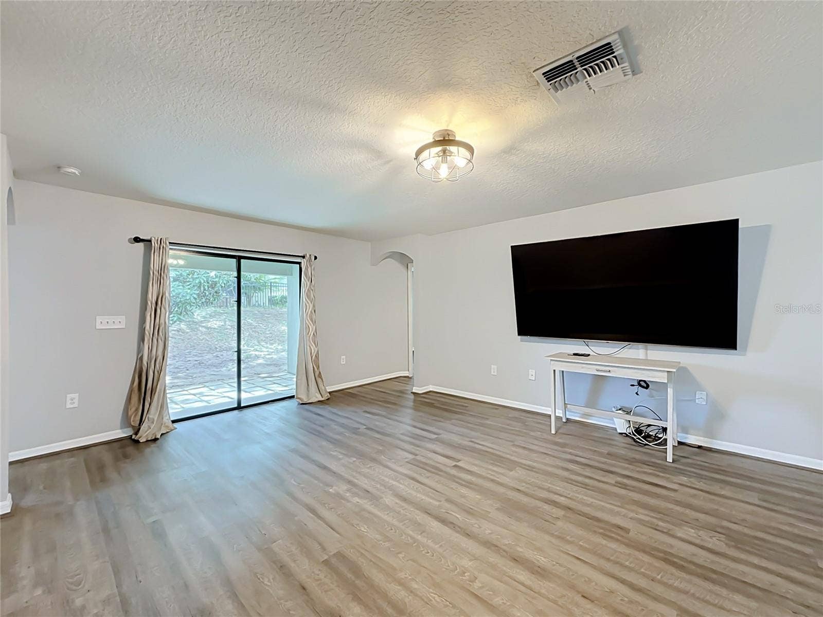 4475 CAICOS DRIVE, Tavares, FL 32778 4475 CAICOS DRIVE, Tavares, FL 32778