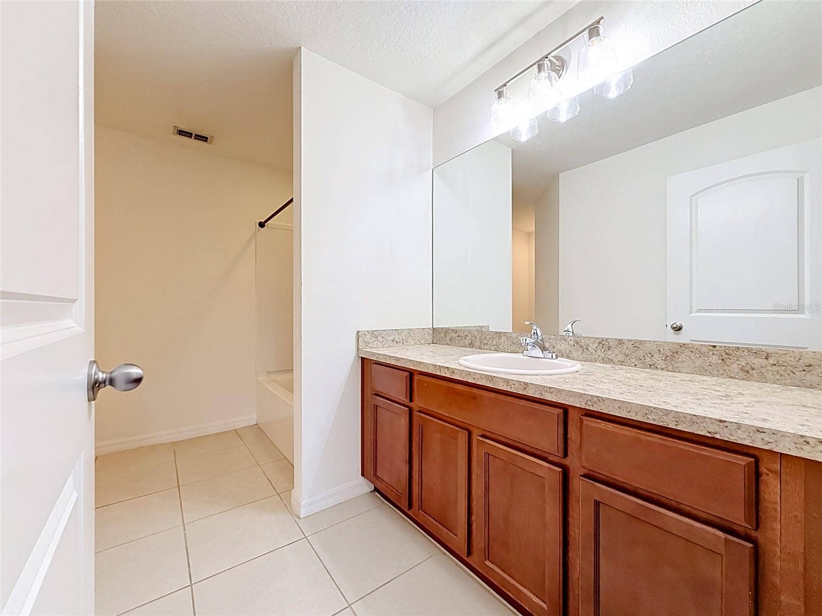 4475 CAICOS DRIVE, Tavares, FL 32778 4475 CAICOS DRIVE, Tavares, FL 32778