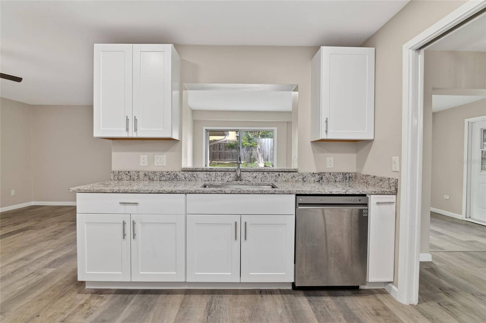3179 FOXWOOD DR, Apopka, FL 32703
