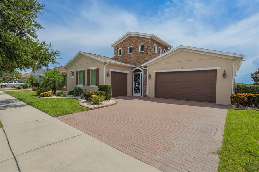 Property photo for 290 SILVER MAPLE ROAD, Groveland, FL