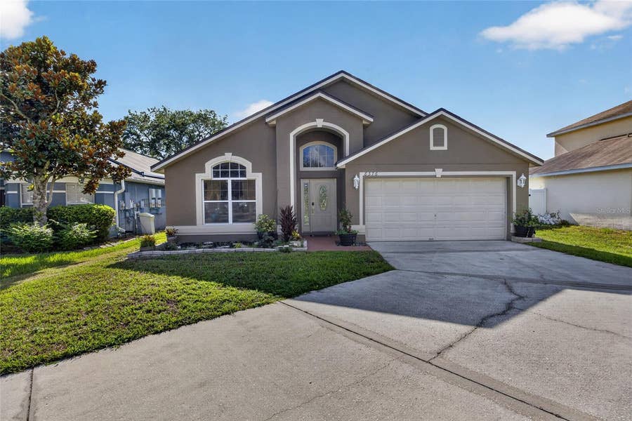 Property photo for 8376 LAKE AMHURST TRAIL, Orlando, FL