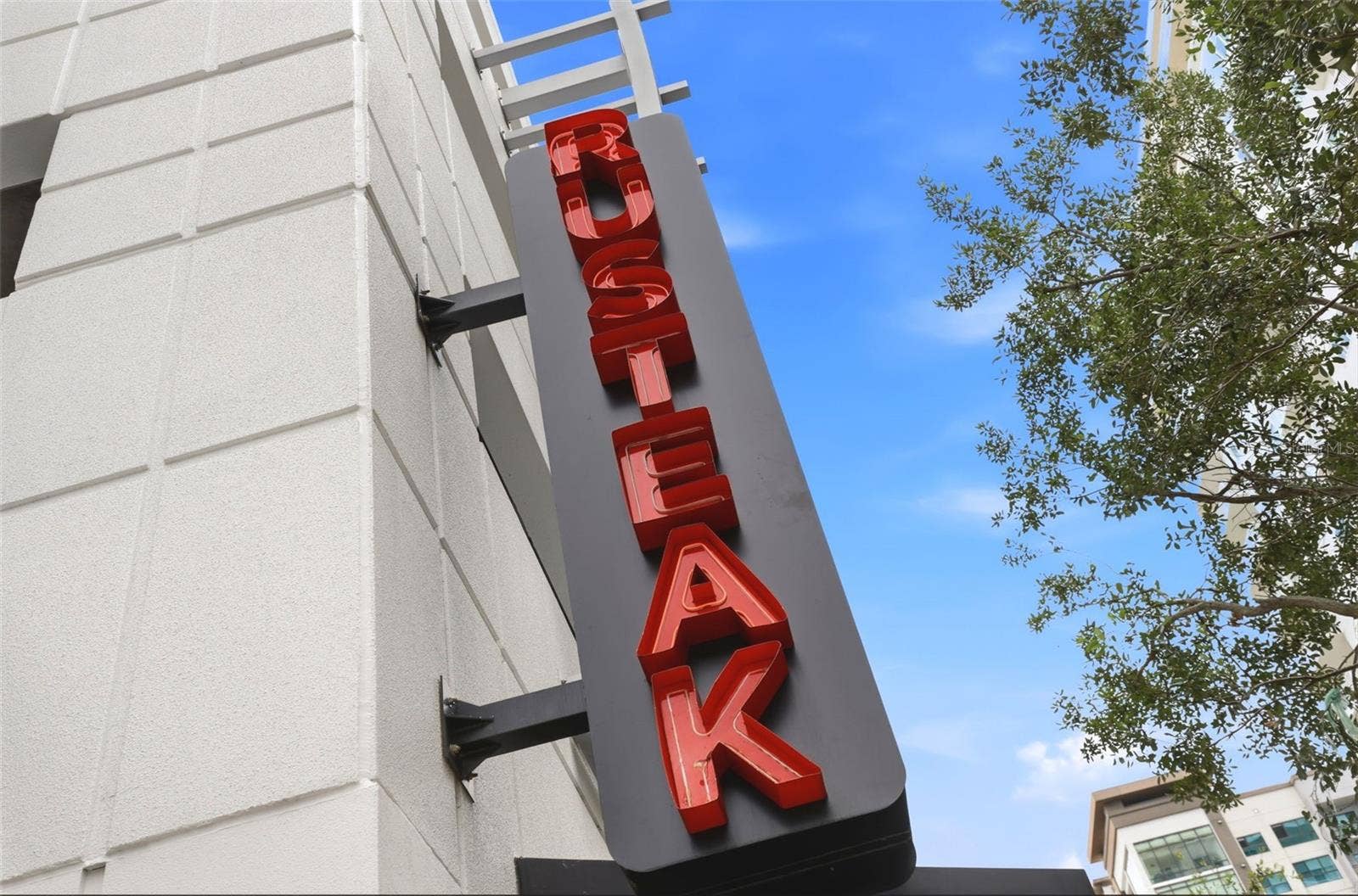 809 E CHURCH STREET, Orlando, FL 32801 809 E CHURCH STREET, Orlando, FL 32801