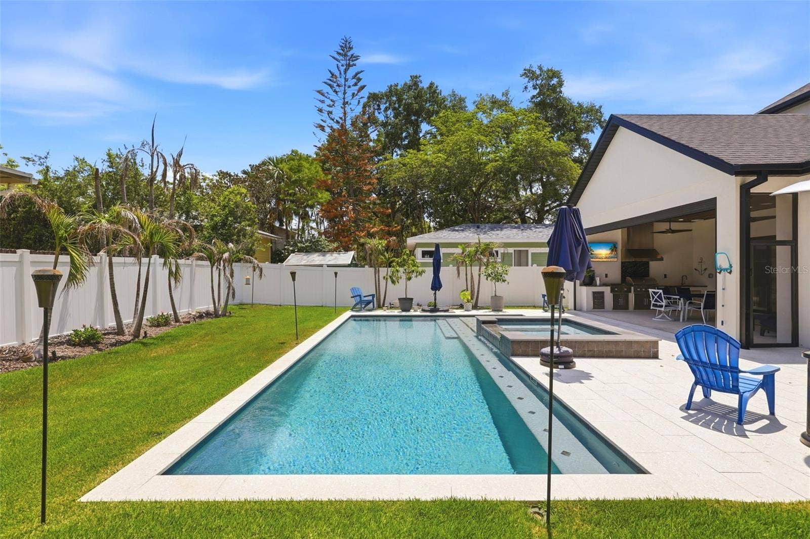 809 E CHURCH STREET, Orlando, FL 32801 Upgraded pool equipment & LED lighting