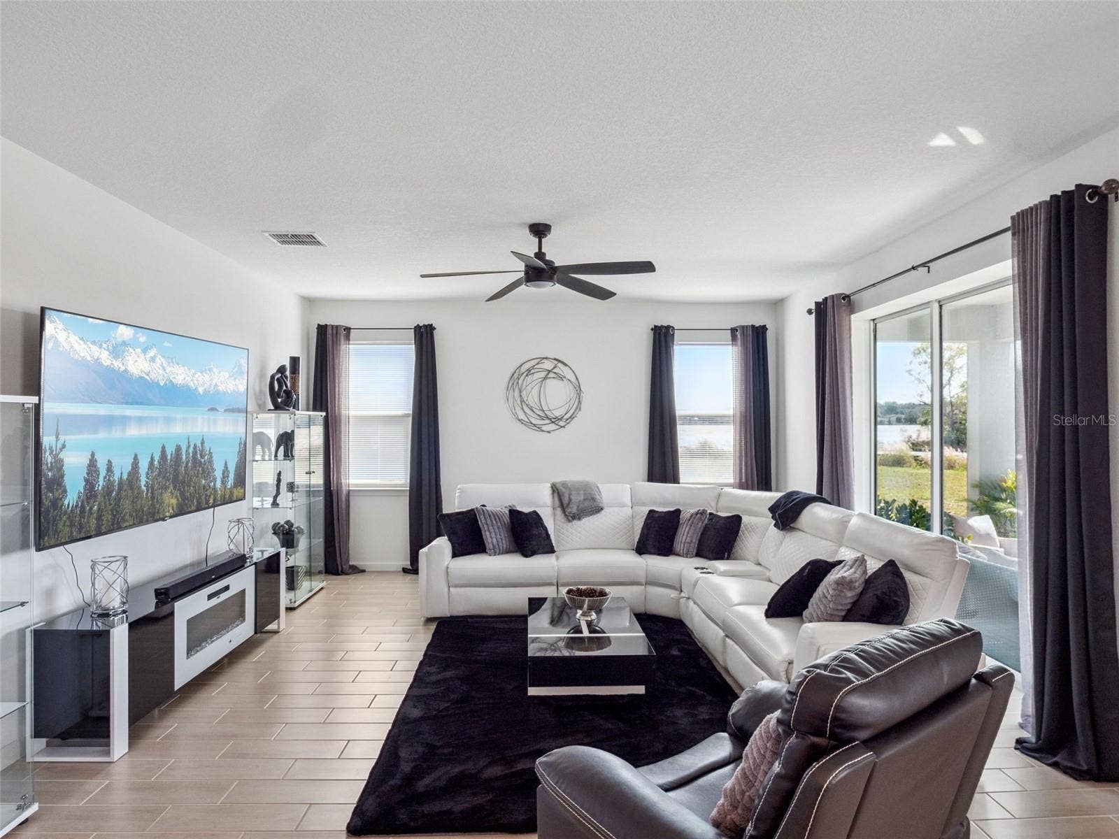 591 VIA BELLA COURT, Howey In The Hills, FL 34737 591 VIA BELLA COURT, Howey In The Hills, FL 34737