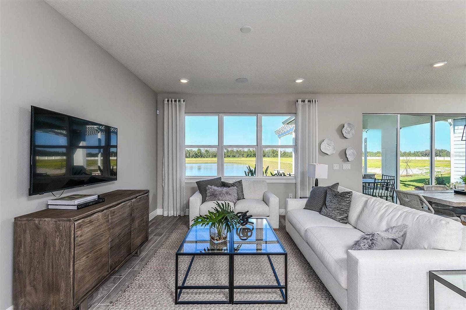 5038 DANCY LANE, St Cloud, FL 34772 Model Home Design Only. Pictures and furnishings are for illustrative purposes only. Elevations, colors and options may vary. Furniture is for model home staging only.