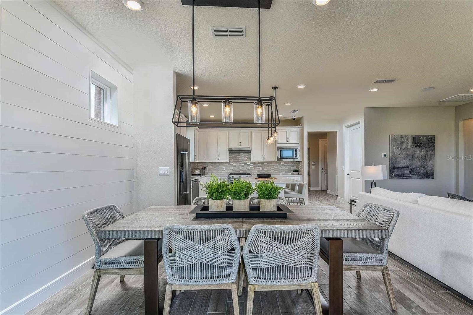 5038 DANCY LANE, St Cloud, FL 34772 Model Home Design Only. Pictures and furnishings are for illustrative purposes only. Elevations, colors and options may vary. Furniture is for model home staging only.