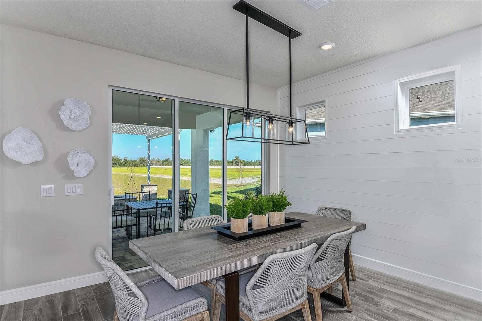 5038 DANCY LANE, St Cloud, FL 34772 Model Home Design Only. Pictures and furnishings are for illustrative purposes only. Elevations, colors and options may vary. Furniture is for model home staging only.