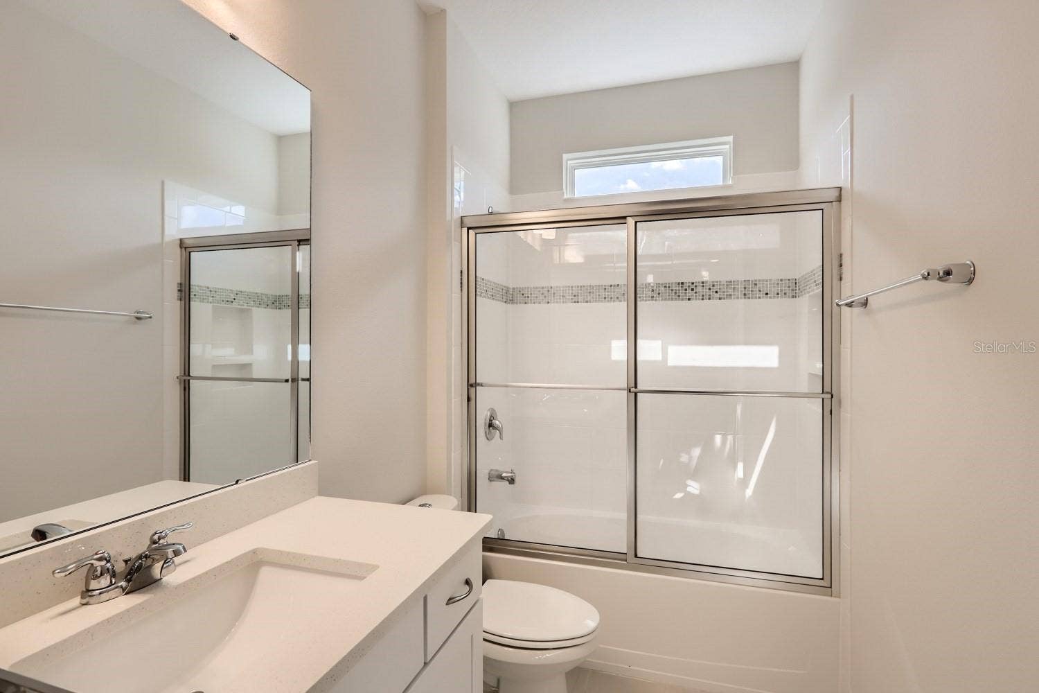 8192 LUDINGTON CIRCLE, Orlando, FL 32836 8192 LUDINGTON CIRCLE, Orlando, FL 32836