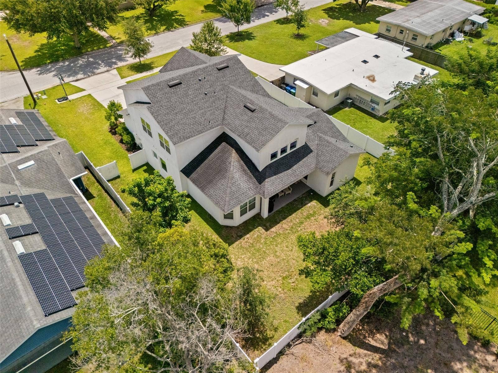 777 HALIFAX AVENUE, Winter Park, FL 32792 777 HALIFAX AVENUE, Winter Park, FL 32792