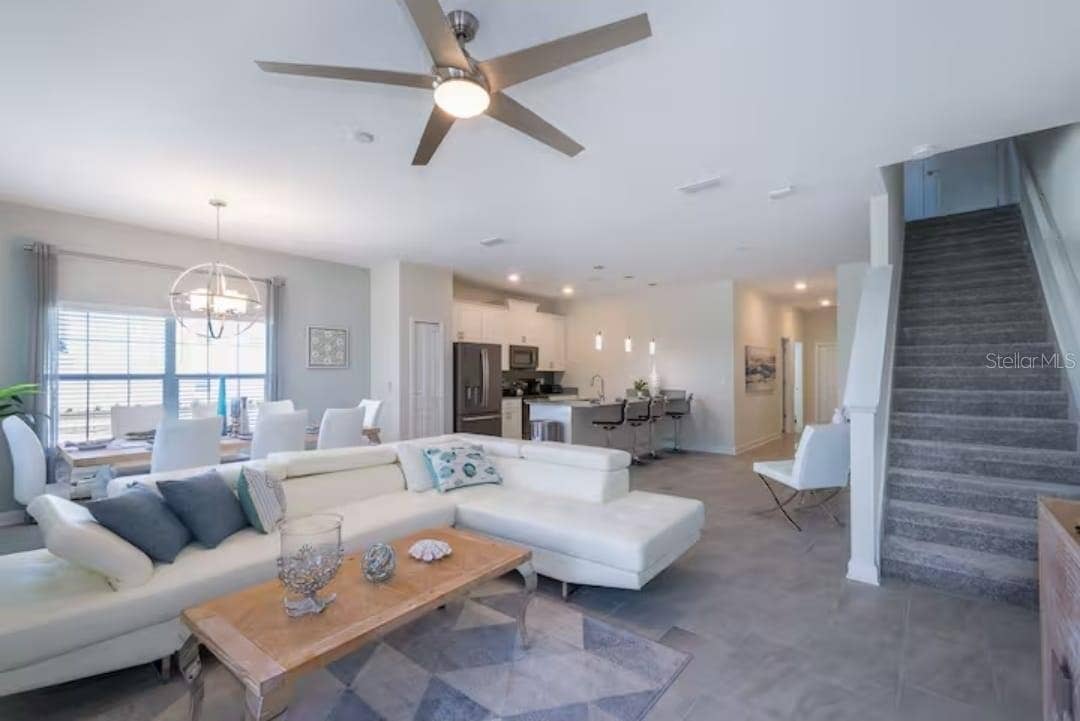 4975 WINDERMERE AVENUE, Kissimmee, FL 34746 4975 WINDERMERE AVENUE, Kissimmee, FL 34746
