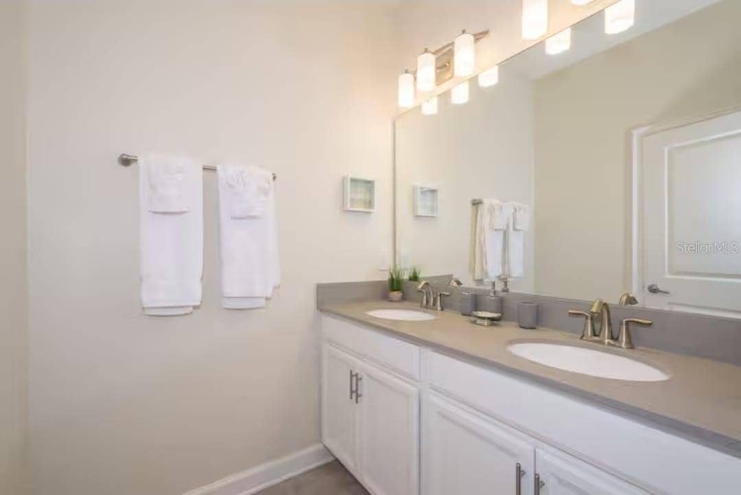 4975 WINDERMERE AVENUE, Kissimmee, FL 34746 4975 WINDERMERE AVENUE, Kissimmee, FL 34746
