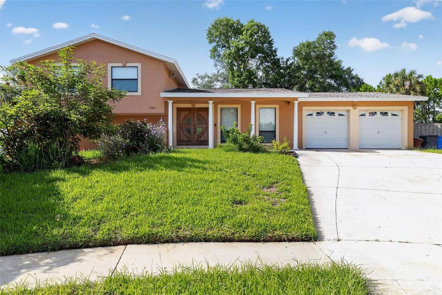 Property photo for 7001 BAYWOOD COURT, Tampa, FL