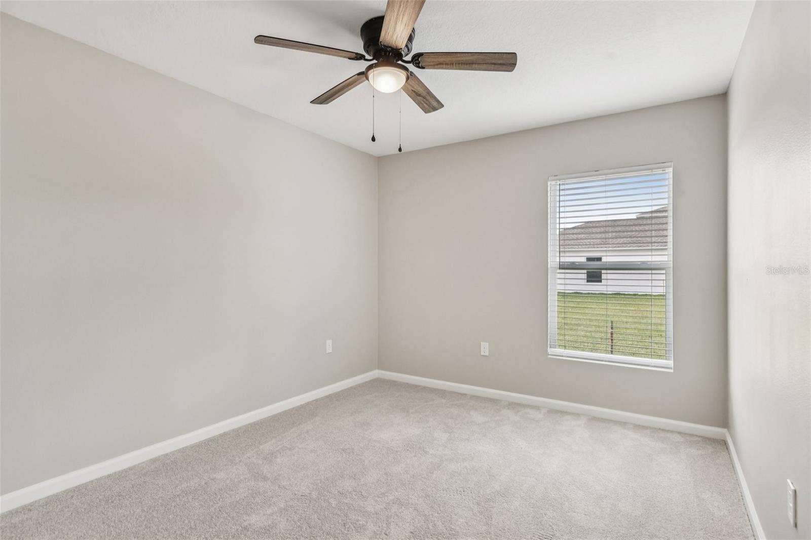 1172 BELLE ISLE LANE, Daytona Beach, FL 32124
