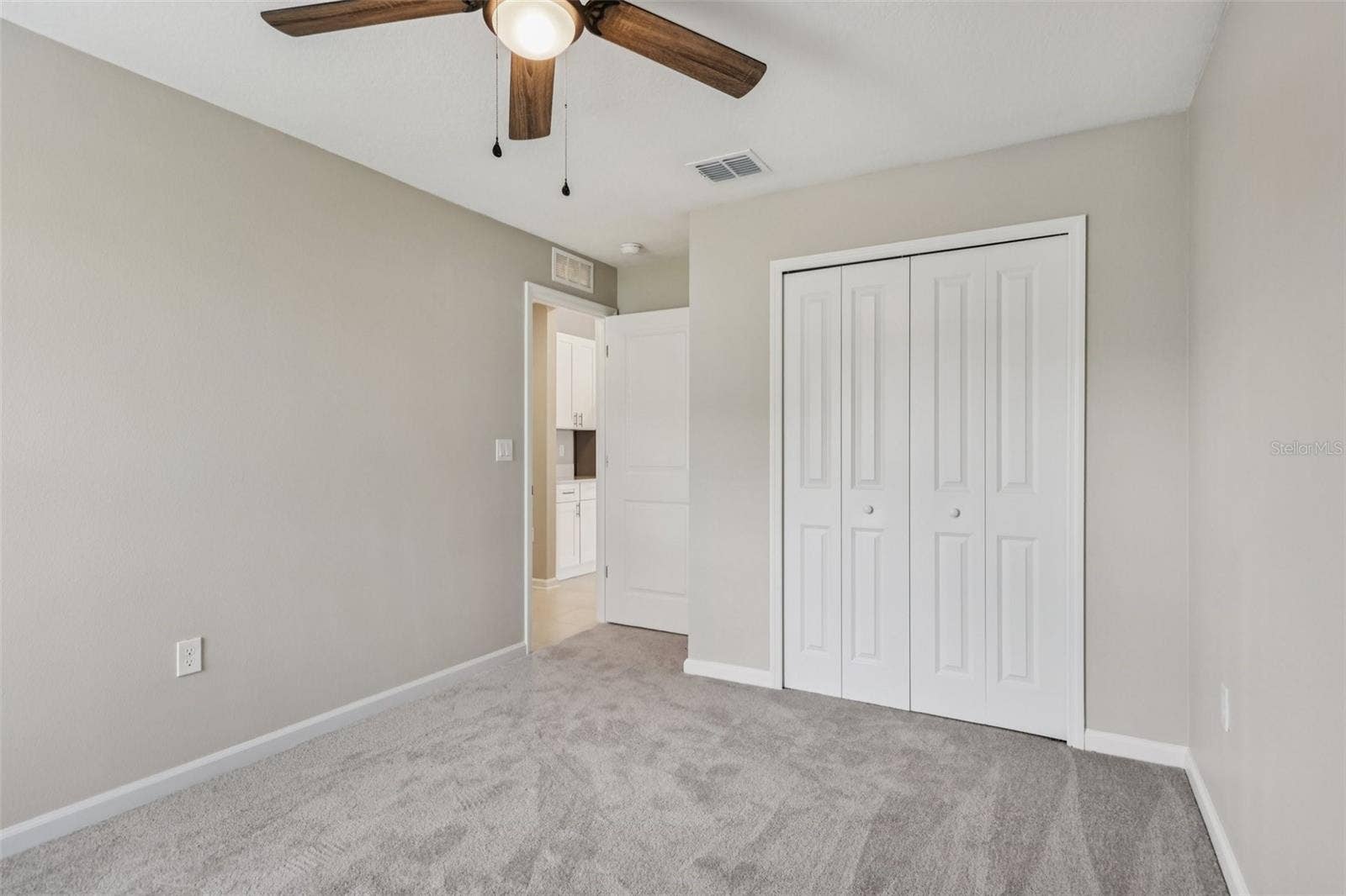 1172 BELLE ISLE LANE, Daytona Beach, FL 32124