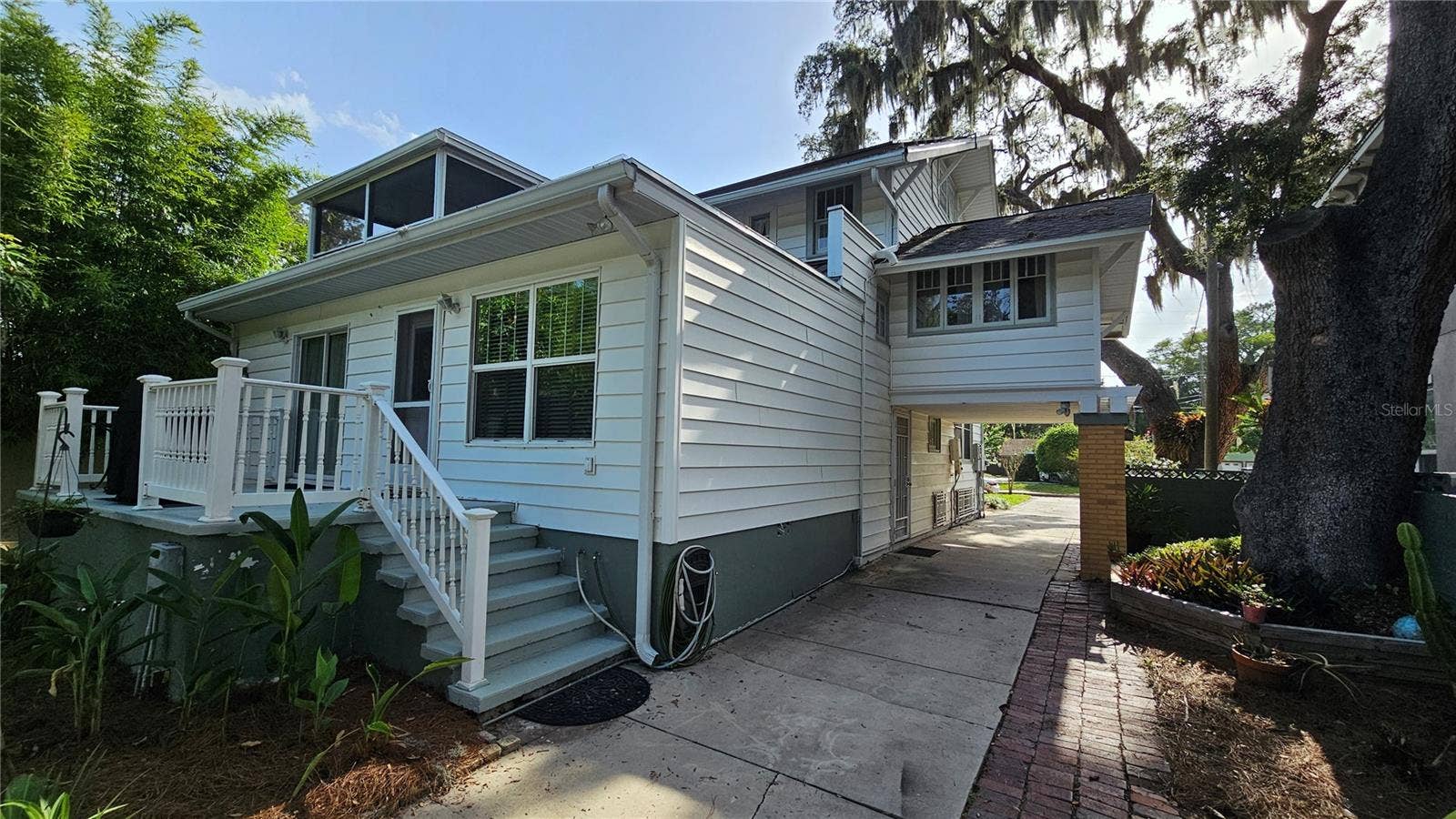 821 N EOLA DRIVE, Orlando, FL 32803 Rear