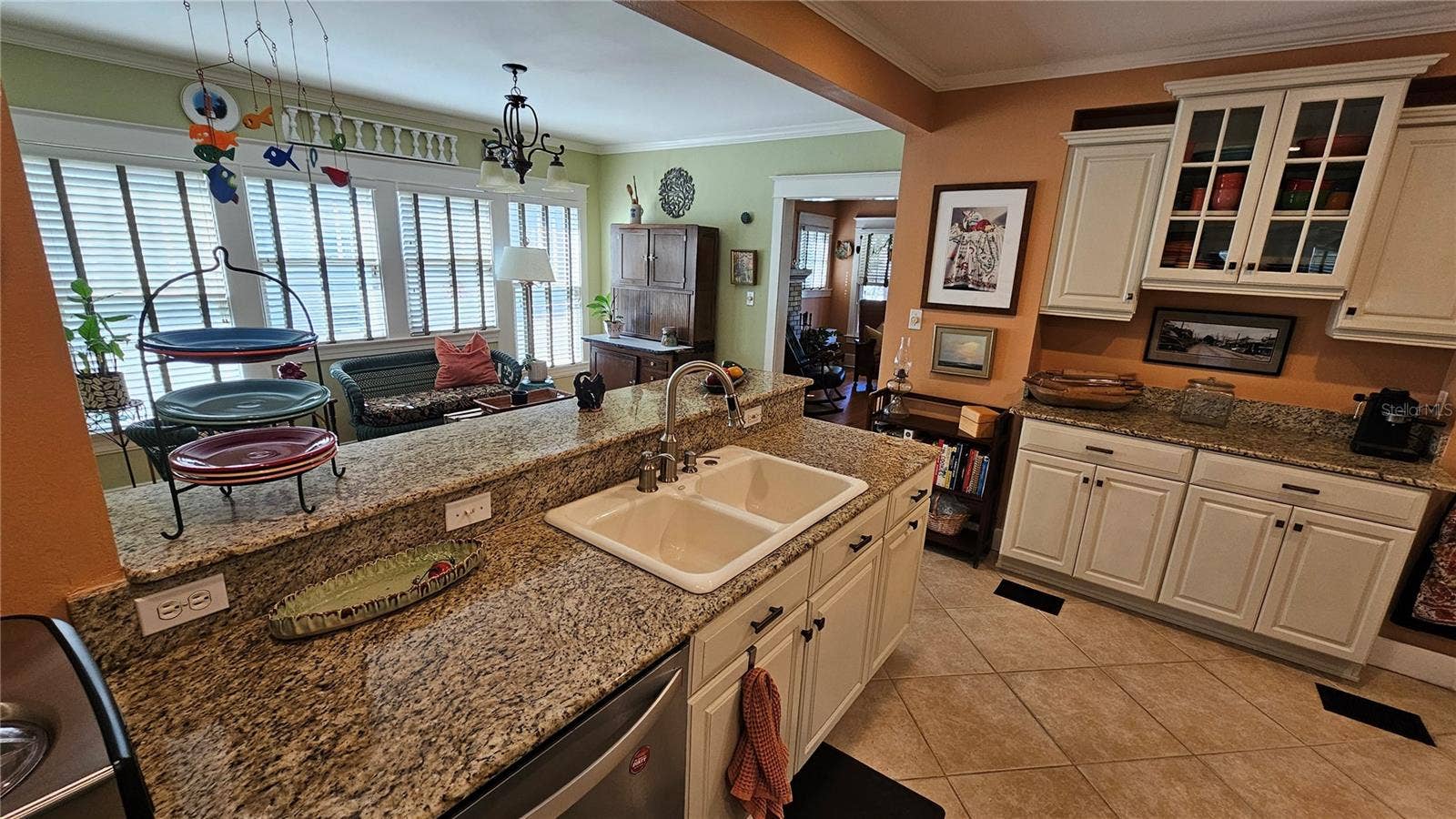821 N EOLA DRIVE, Orlando, FL 32803 Kitchen and Sitting Nook in background