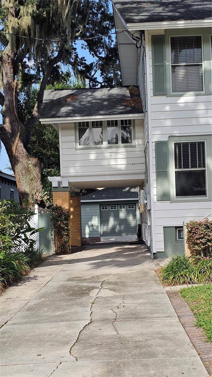 821 N EOLA DRIVE, Orlando, FL 32803 Left Side - Carport