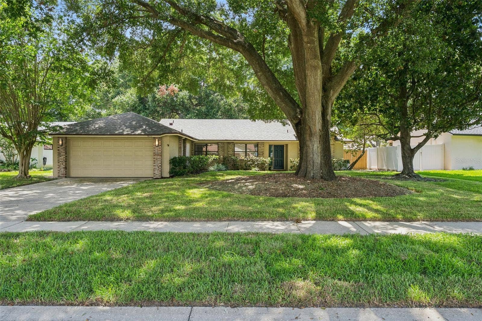 9433 PALM TREE DRIVE, Windermere, FL 34786 Exterior Front