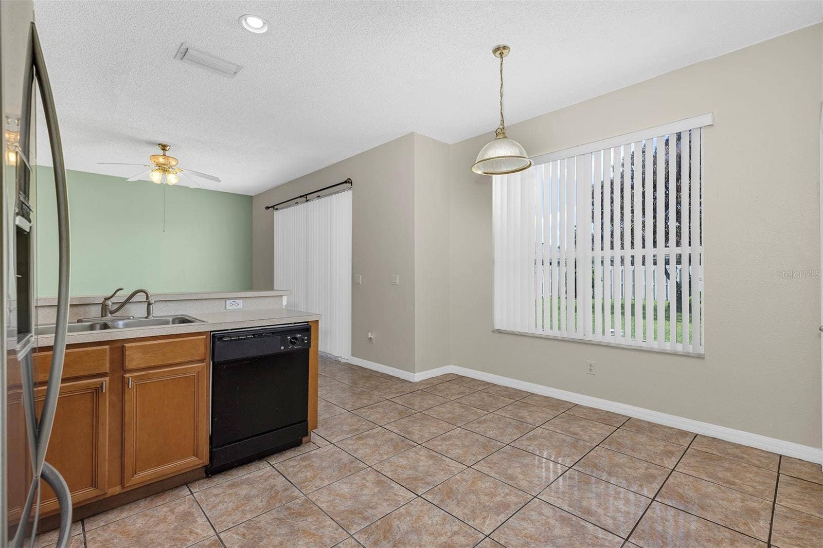 4921 CASA VISTA DRIVE, Orlando, FL 32837 Kitchen/Breakfast area