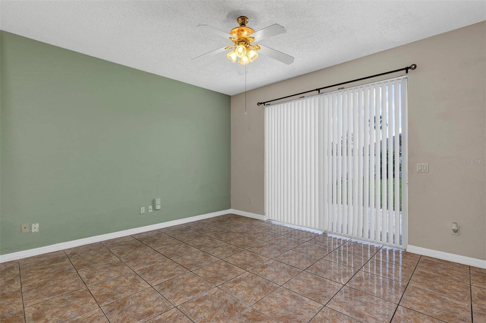 4921 CASA VISTA DRIVE, Orlando, FL 32837 Family Room