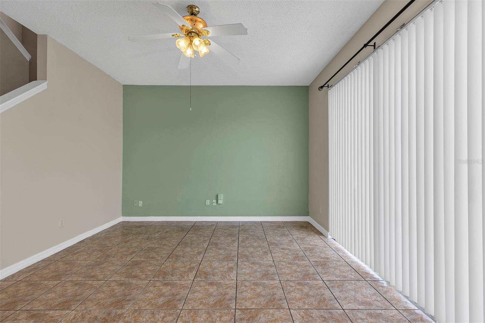 4921 CASA VISTA DRIVE, Orlando, FL 32837 Family Room