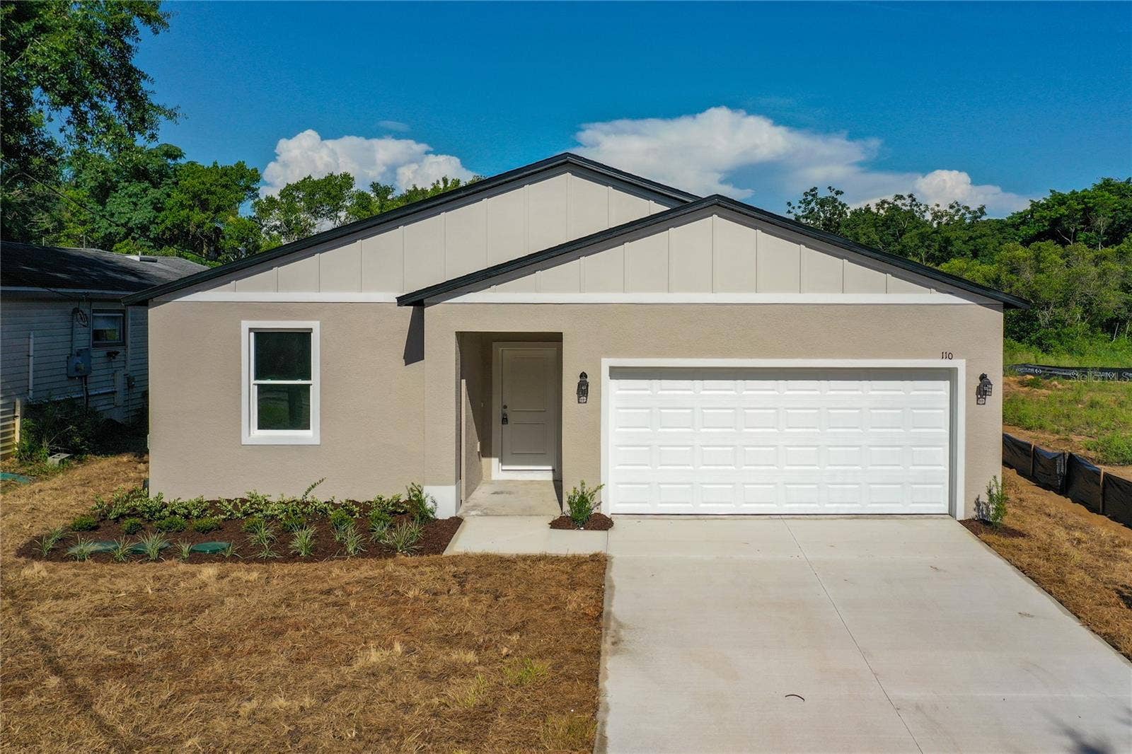 110 FRUITWOOD AVENUE, Eustis, FL 32726