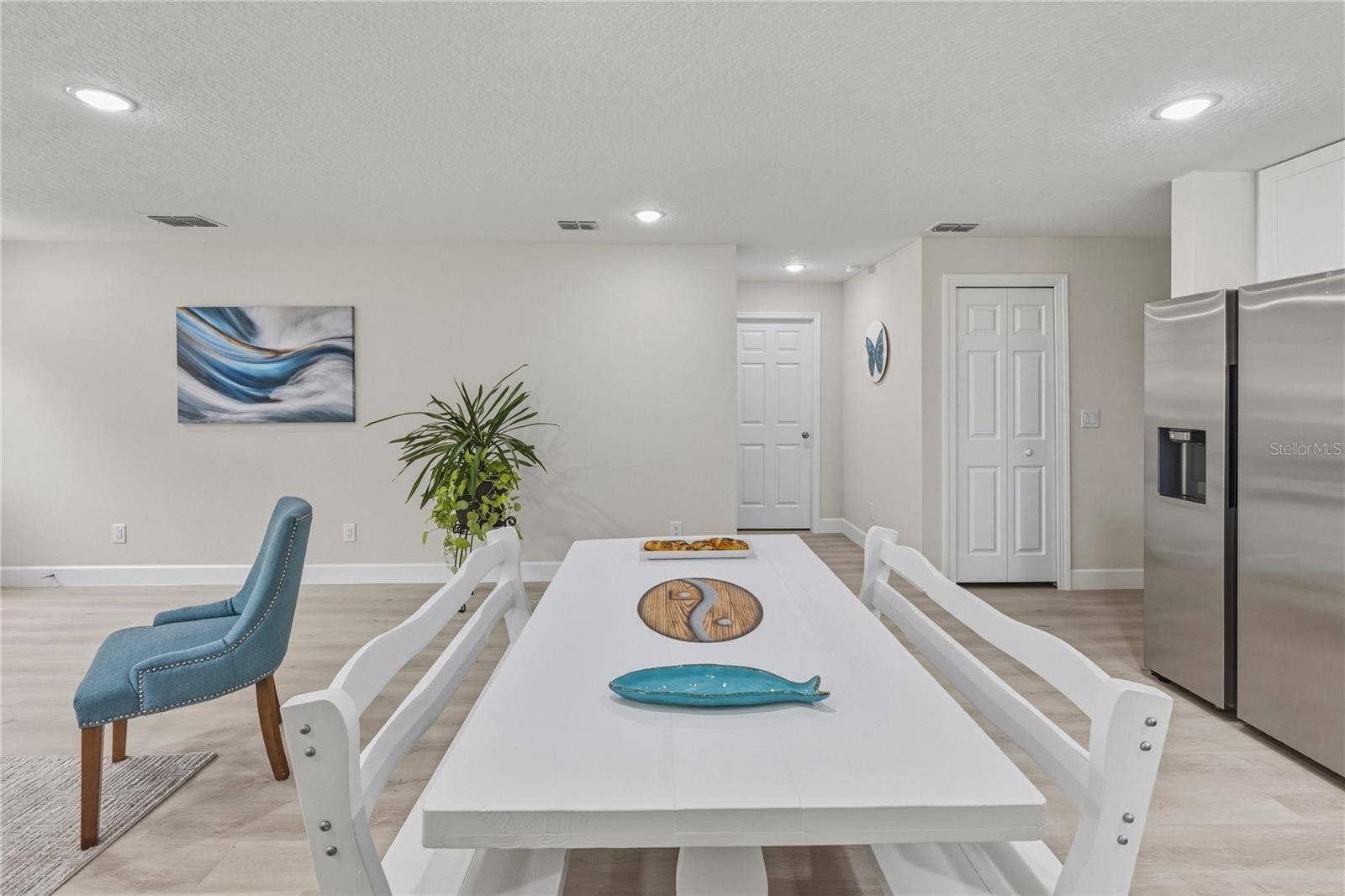 520 W BERESFORD AVENUE, Deland, FL 32720