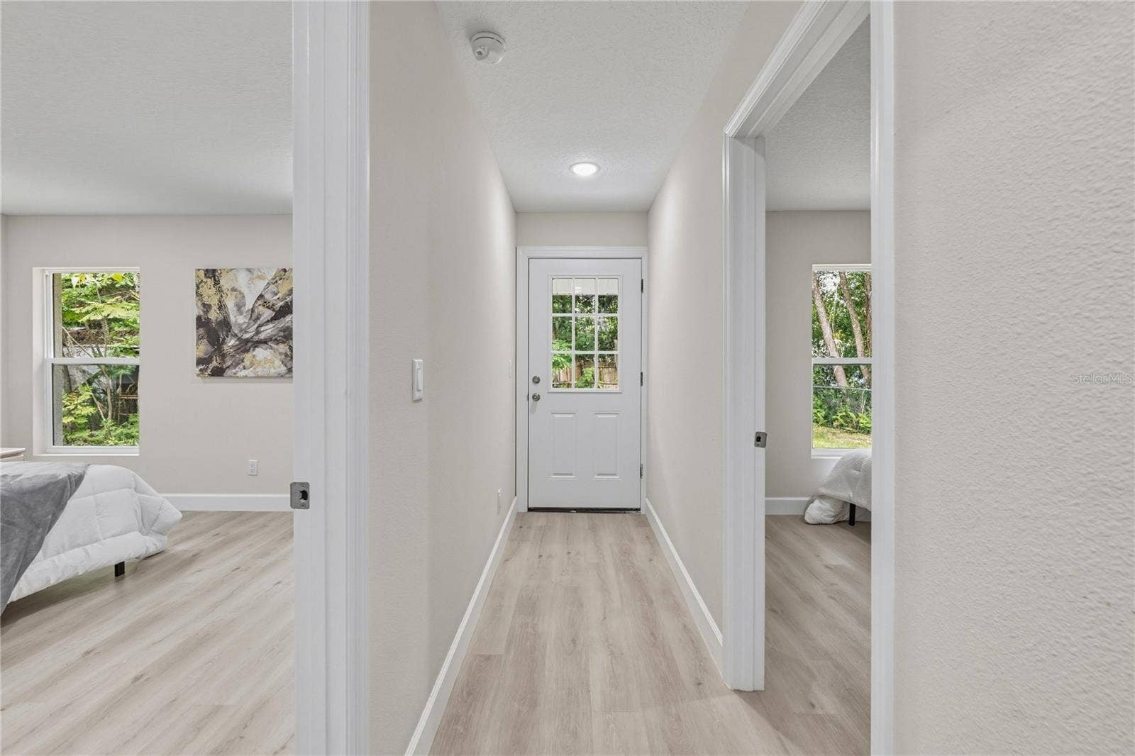 MODEL HOME