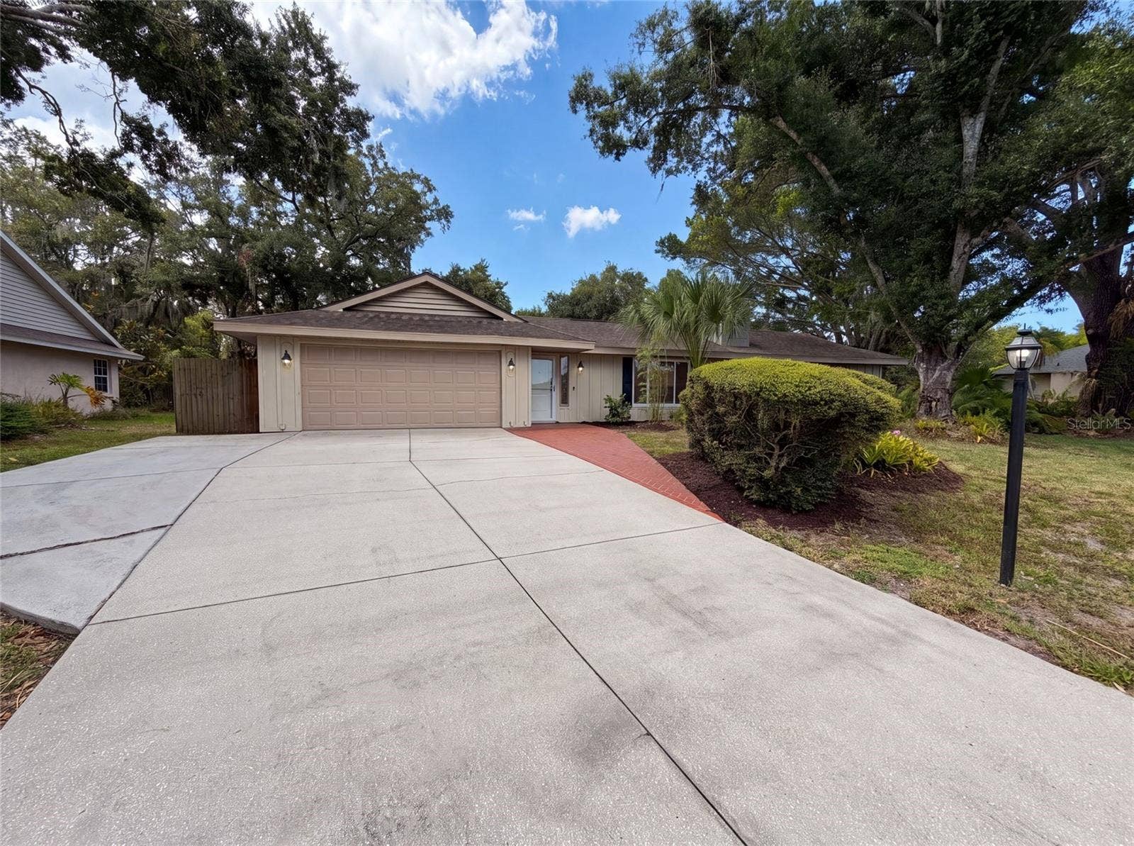 8028 CONSERVATORY CIRCLE, Sarasota, FL 34243