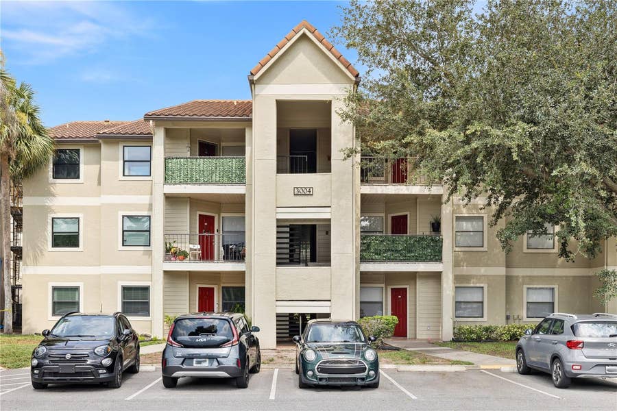 Property photo for 3004 PARKWAY BOULEVARD, #101, Kissimmee, FL