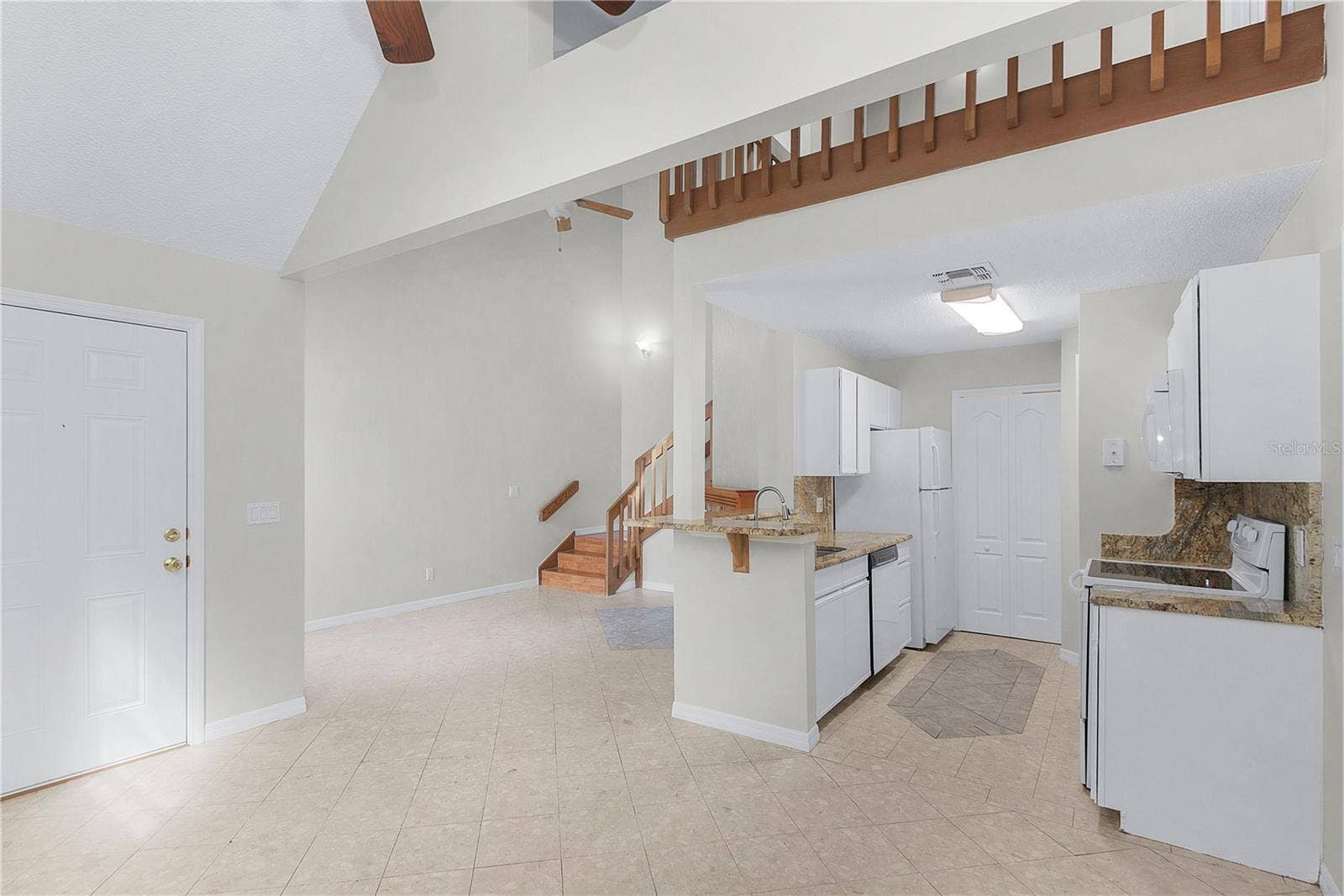 Living Room / Kitchen