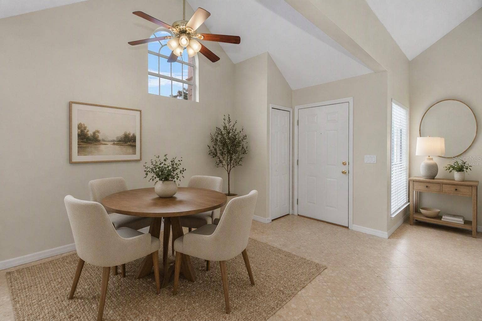 Entry - Virtually Staged
