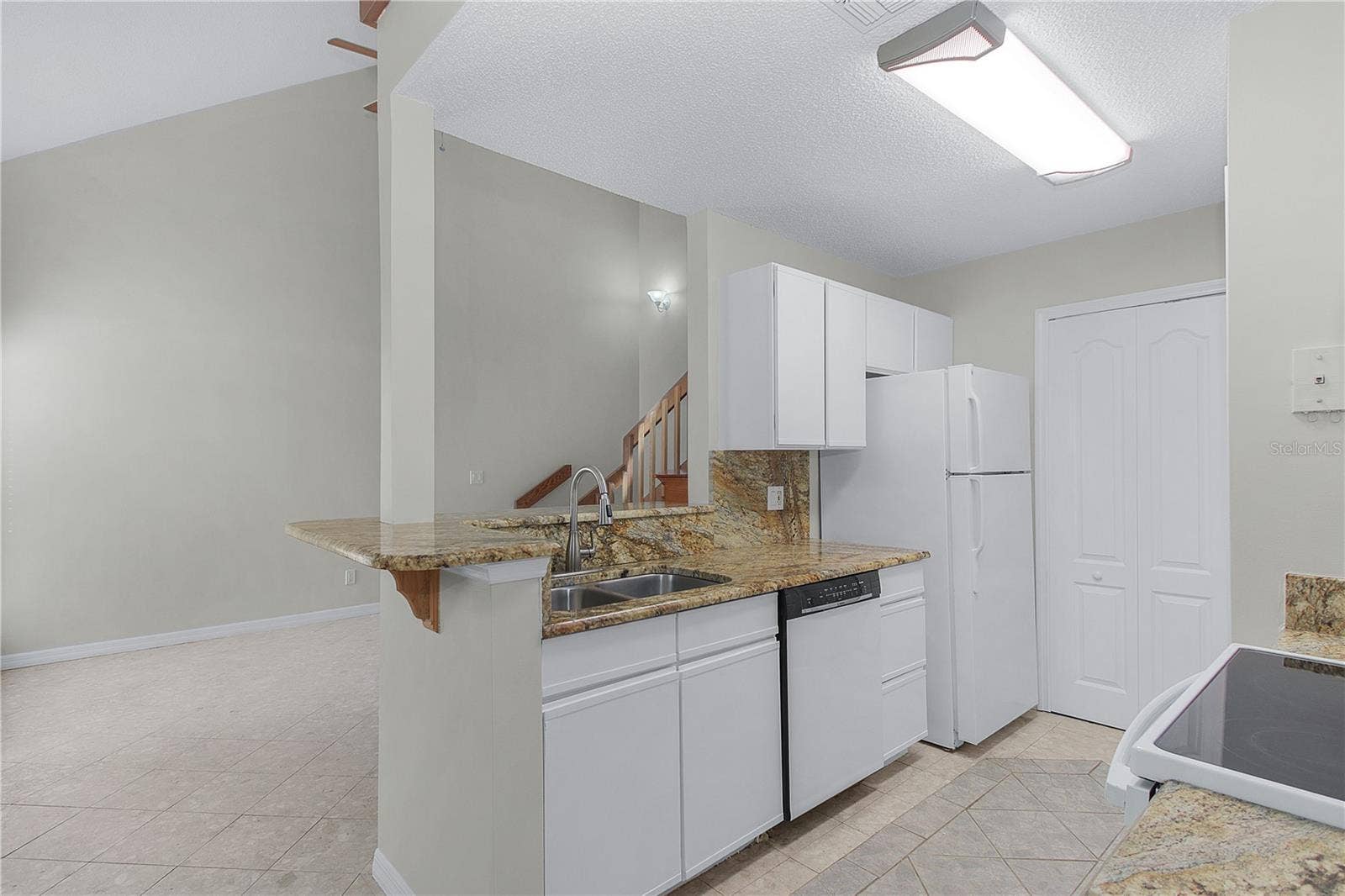 Granite counters and backsplash