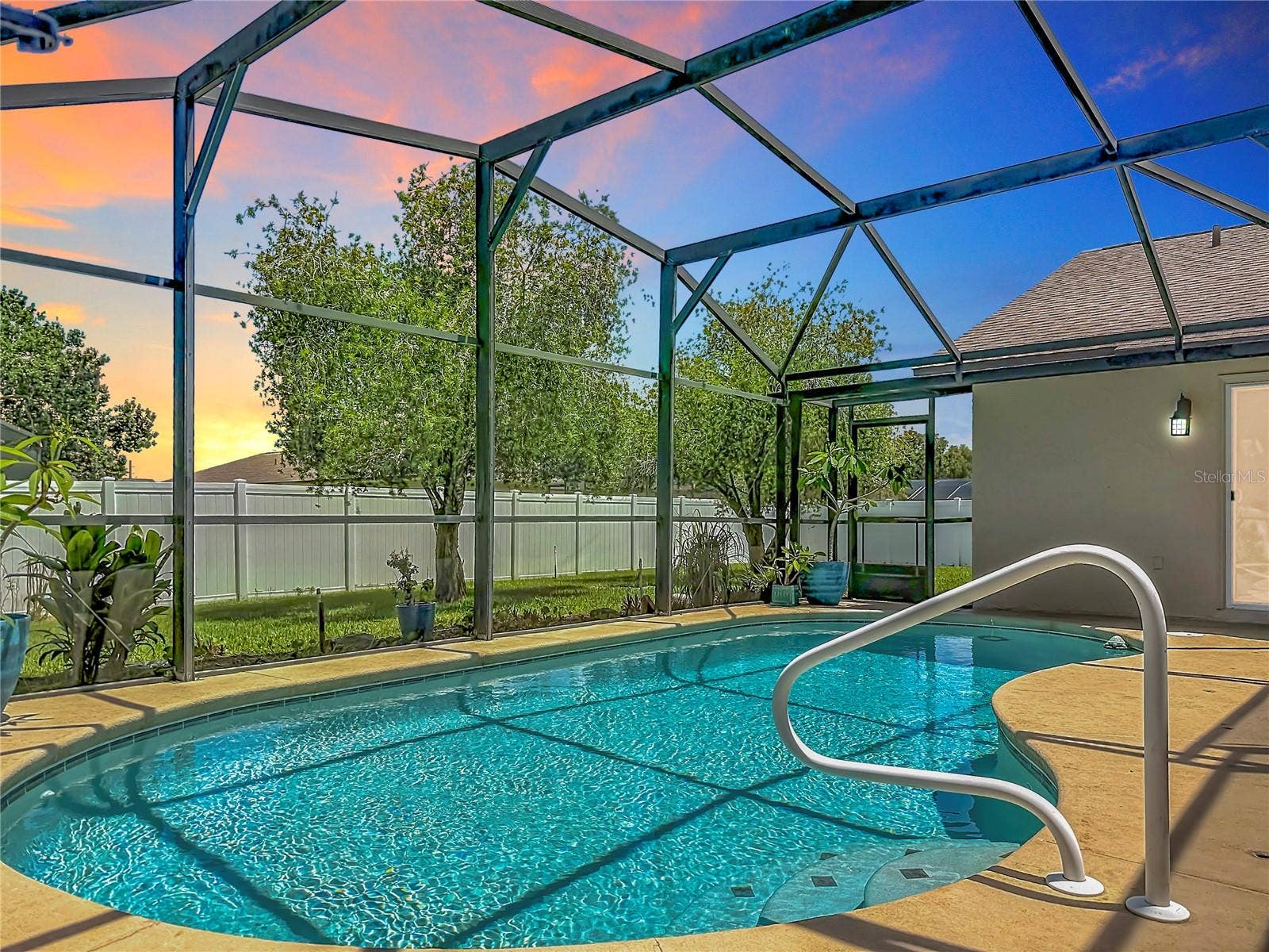 8654 ALEGRE CIRCLE, Orlando, FL 32836 Twilight Pool