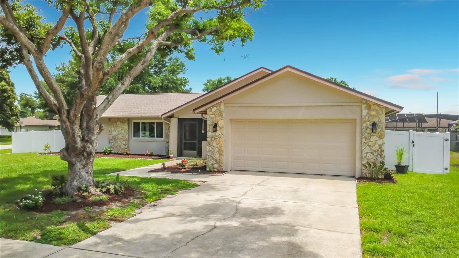 8654 ALEGRE CIRCLE, Orlando, FL 32836 8654 ALEGRE CIRCLE, Orlando, FL 32836