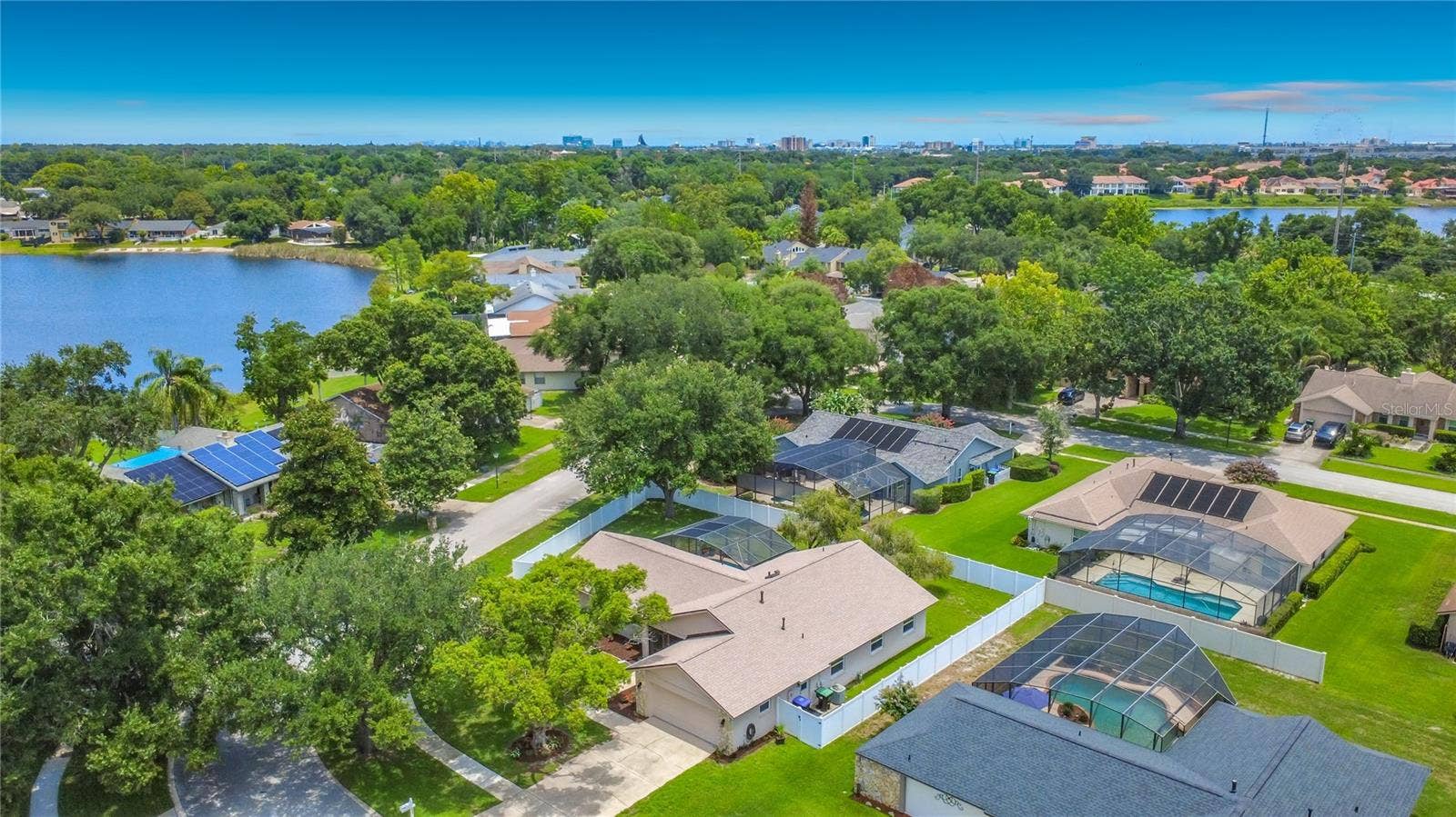 8654 ALEGRE CIRCLE, Orlando, FL 32836 8654 ALEGRE CIRCLE, Orlando, FL 32836