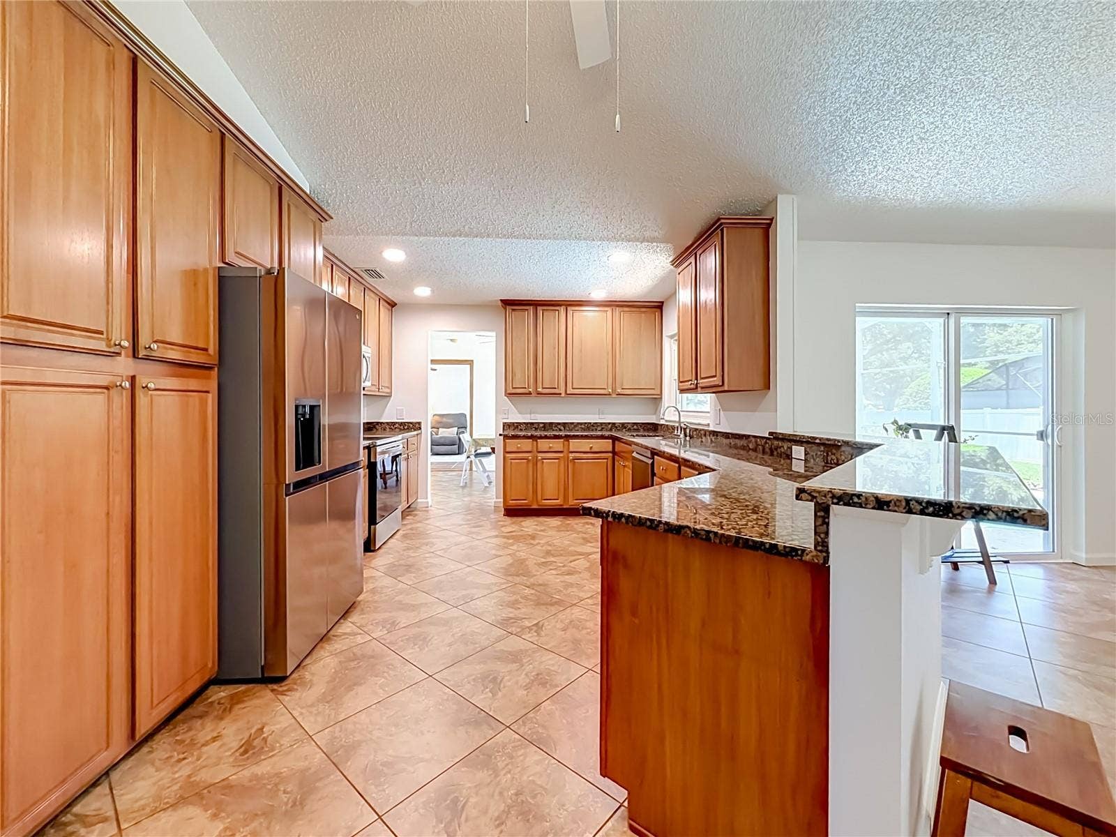 8654 ALEGRE CIRCLE, Orlando, FL 32836 Kitchen