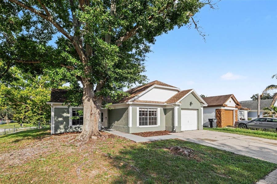 Property photo for 301 REGAL PARK DRIVE, Valrico, FL