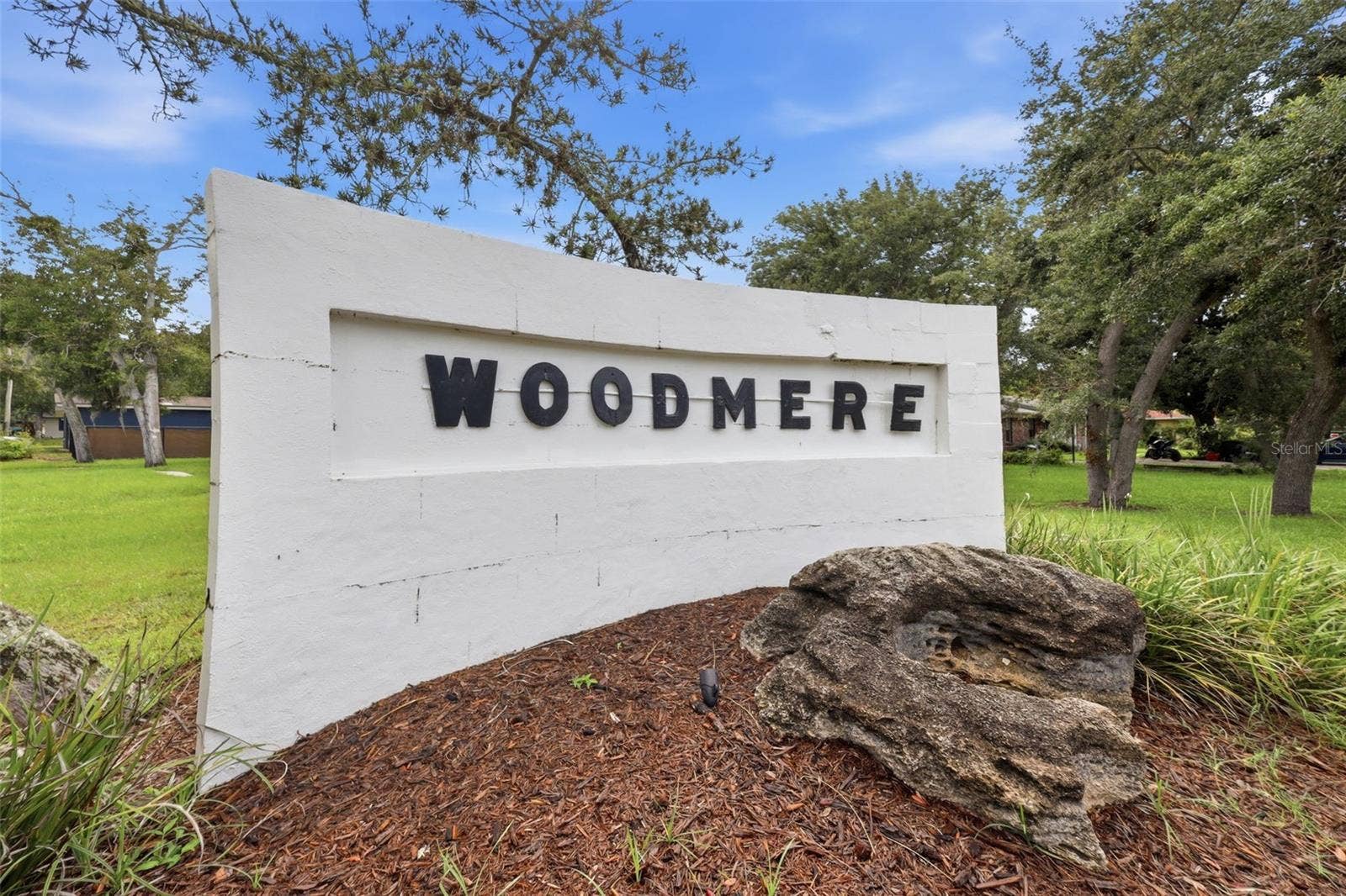 59 CRESTWOOD CIRCLE, Ormond Beach, FL 32174 Welcome to the sought-after Woodmere community in the heart of Ormond Beach.