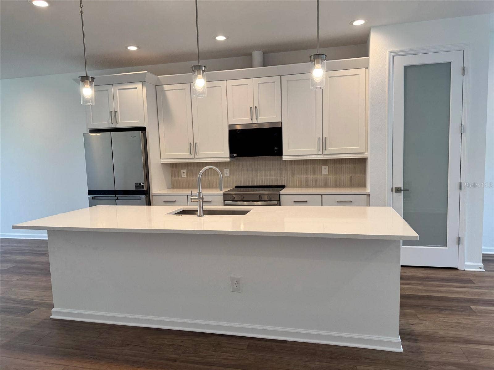 1888 CROWNCREST DRIVE, Apopka, FL 32703 Oversized kitchen island