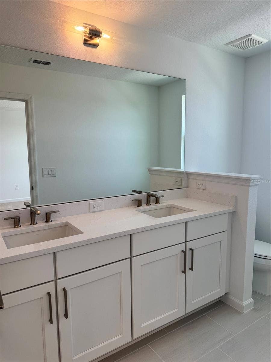 1888 CROWNCREST DRIVE, Apopka, FL 32703 Primary bathroom