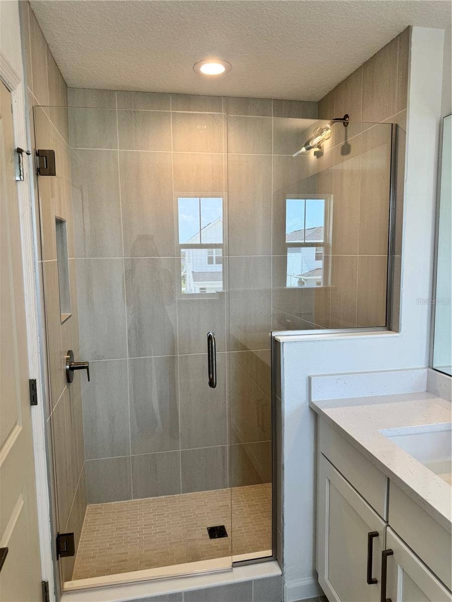 1888 CROWNCREST DRIVE, Apopka, FL 32703 1888 CROWNCREST DRIVE, Apopka, FL 32703
