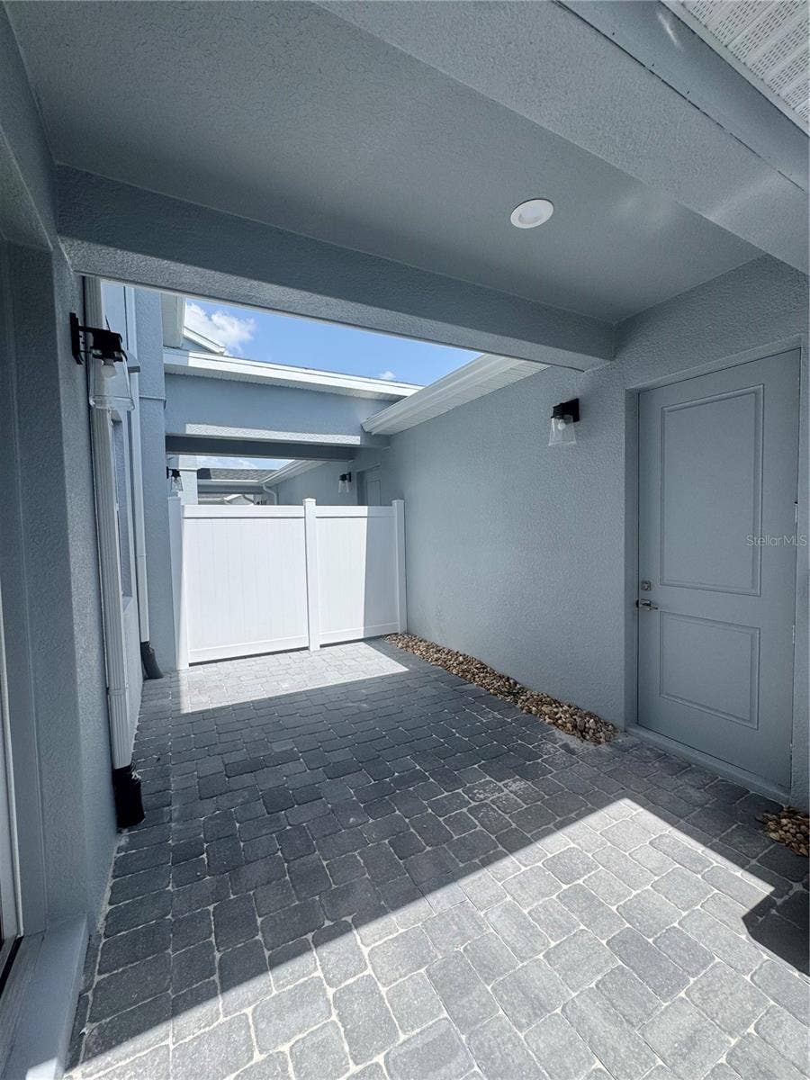 1888 CROWNCREST DRIVE, Apopka, FL 32703 Outdoor courtyard space