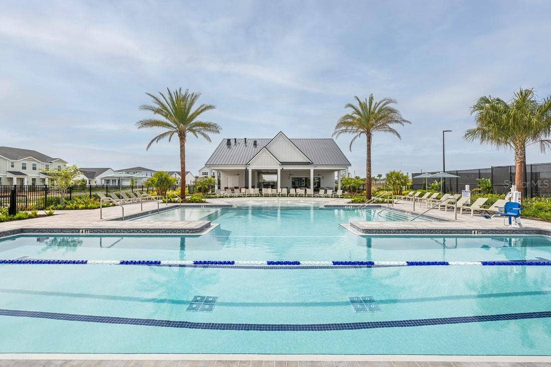1888 CROWNCREST DRIVE, Apopka, FL 32703 1888 CROWNCREST DRIVE, Apopka, FL 32703