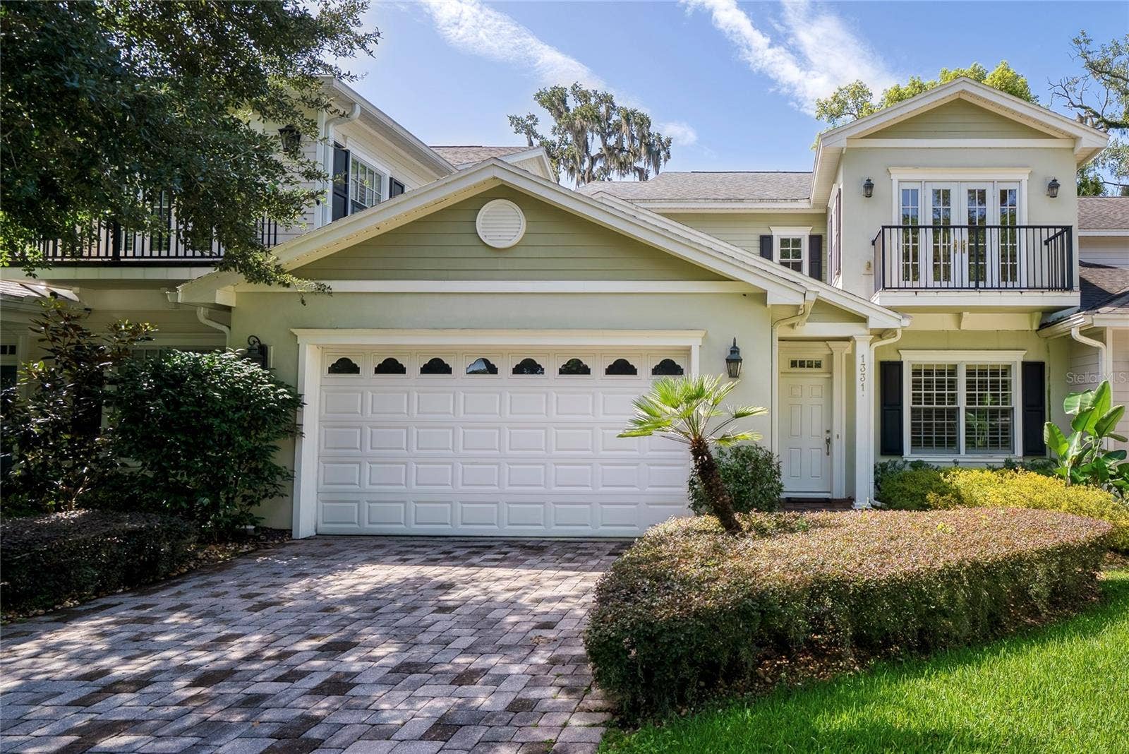 1331 COUNTRY CLUB OAKS CIRCLE, Orlando, FL 32804 Welcome to 1331 Country Club Oaks Circle!